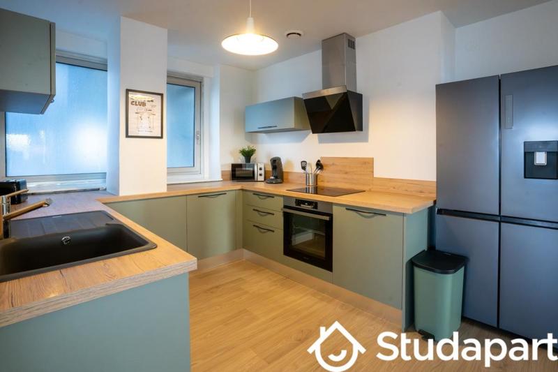 Chambre - 10 m² - 1 pièce