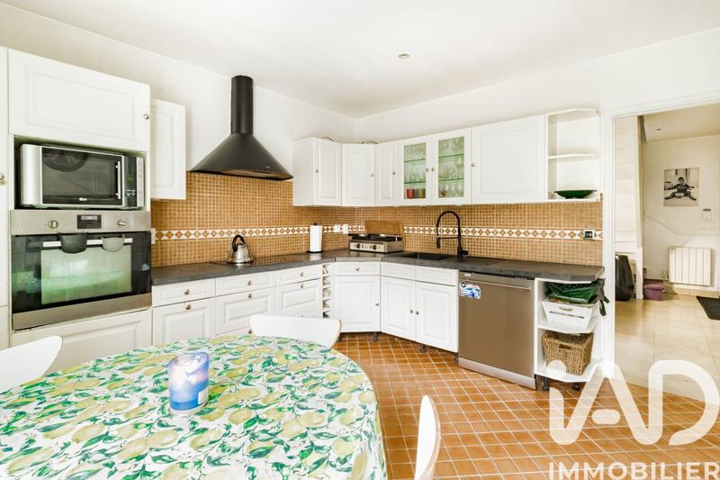 Maison - 168 m² - 7 pièces