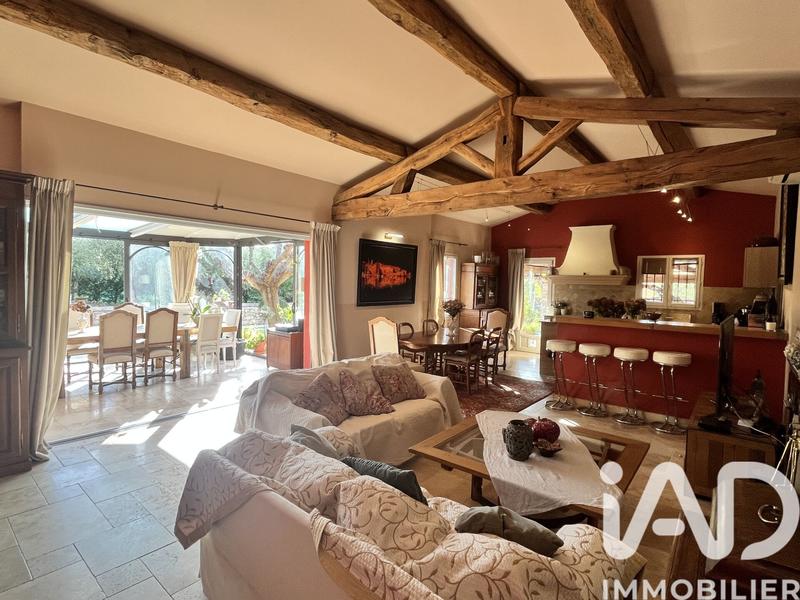 Maison - 142 m² - 5 pièces