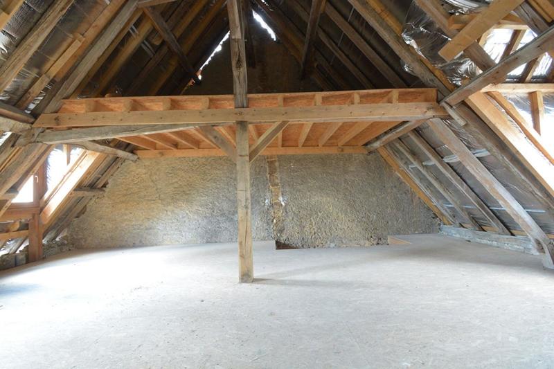 Maison - 200 m² - 8 pièces