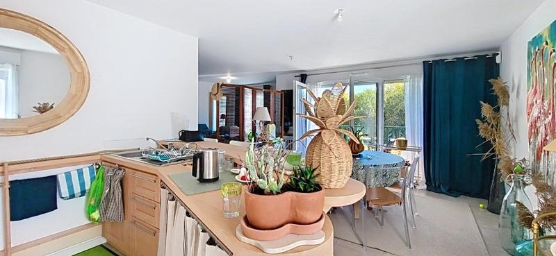 Appartement - 80 m² - 3 pièces