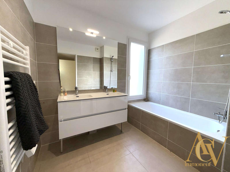 Appartement - 62 m² - 3 pièces