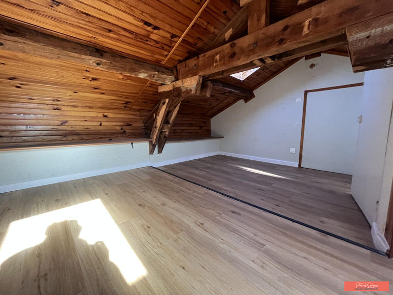 Appartement - 88 m² - 4 pièces