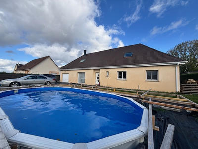 Maison - 150 m² - 8 pièces