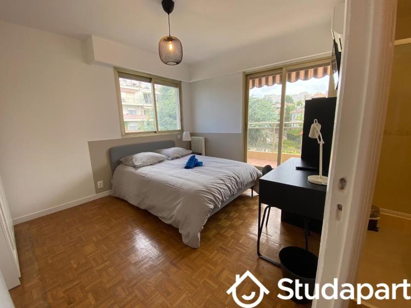 Chambre - 11 m² - 1 pièce