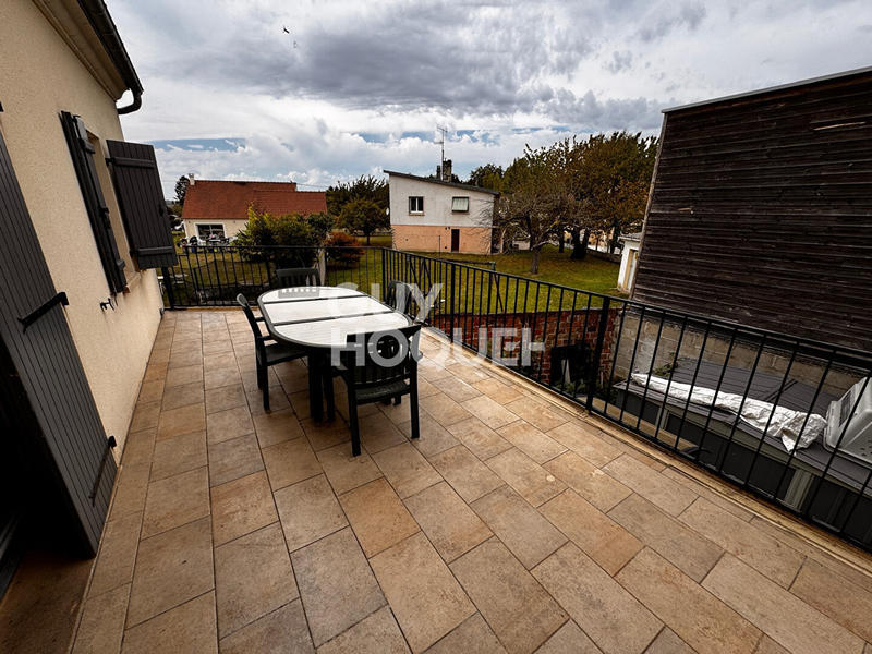 Maison - 152 m² - 8 pièces