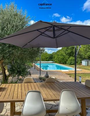 Propriété - 190 m² - 9 pièces