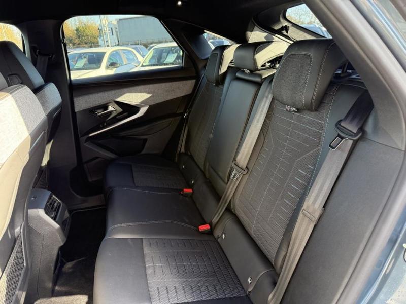 Peugeot 3008 III 1.2 Hybrid 136 E-Dcs6 Gt