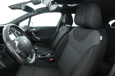 Ds Ds 4 1.6 Blue-HDi Be Chic Bv6 120 ch