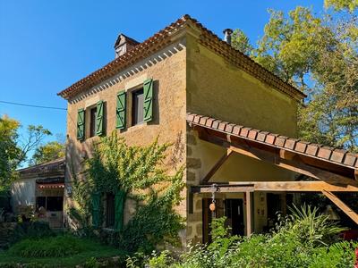 Moulin - 120 m² - 5 pièces