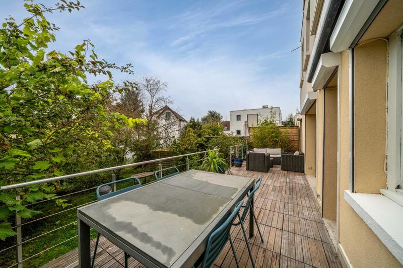 Maison - 208 m² - 7 pièces