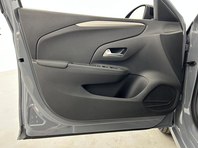 Opel Corsa 1.2 75 ch Bvm5