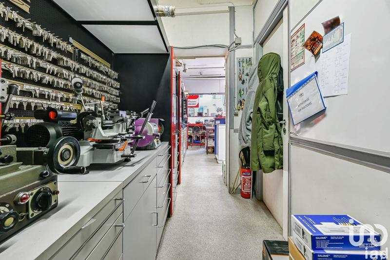 Local commercial - 225 m²