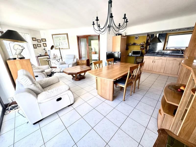 Appartement - 83 m² - 3 pièces