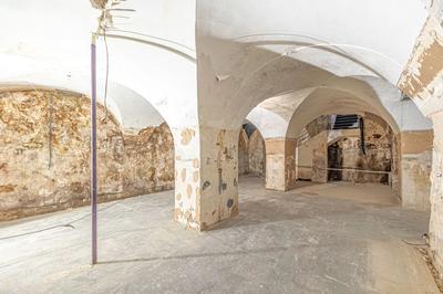 Local commercial - 420 m² - 2 pièces