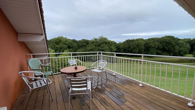 Maison contemporaine - 330 m² - 7 pièces