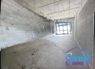 Local d'activités - 93 m²