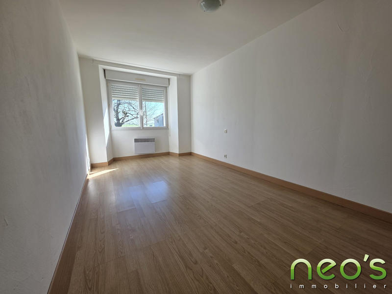 Maison - 166 m² - 9 pièces