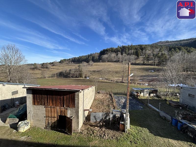 Maison - 81 m² - 3 pièces