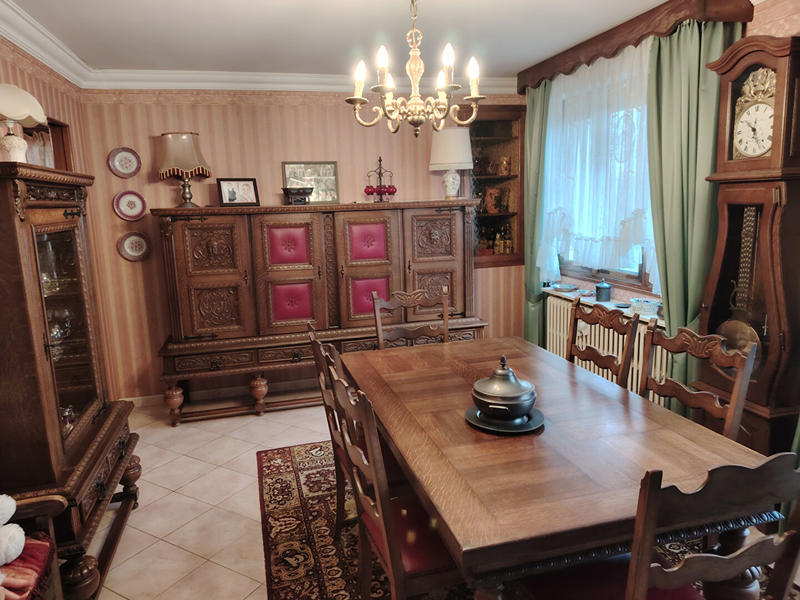 Maison - 93 m² - 6 pièces