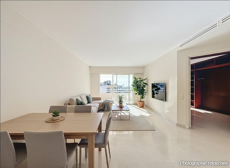 Appartement - 95 m² - 4 pièces