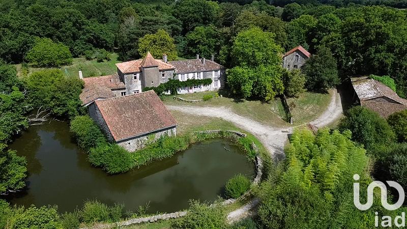 Château - 480 m² - 12 pièces