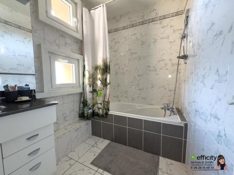 Appartement - 83 m² - 4 pièces