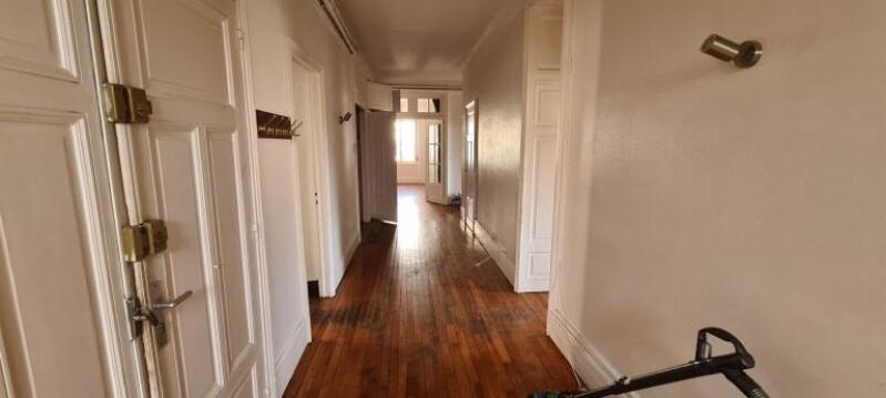 Local commercial - 136 m²