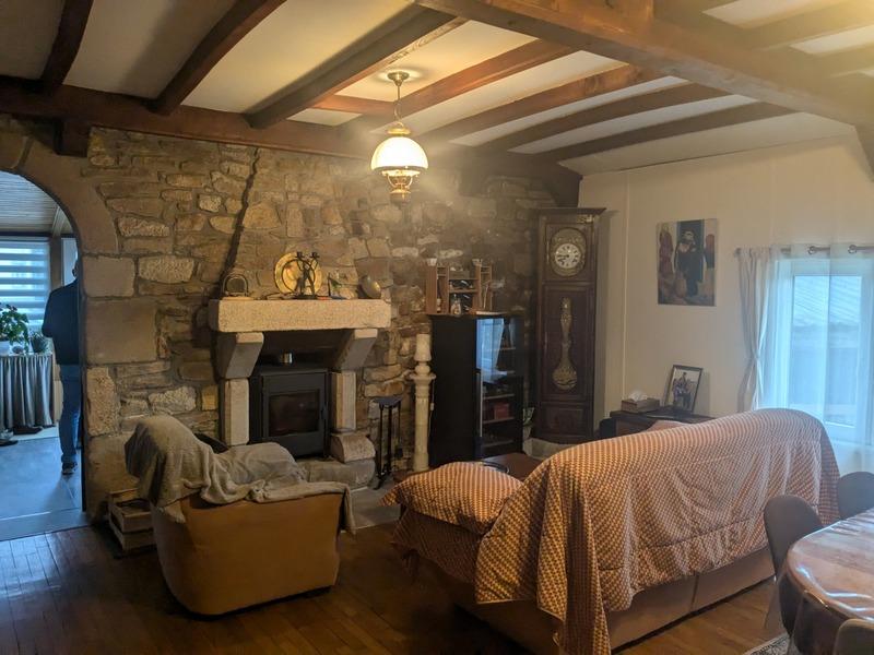 Maison - 94 m² - 5 pièces