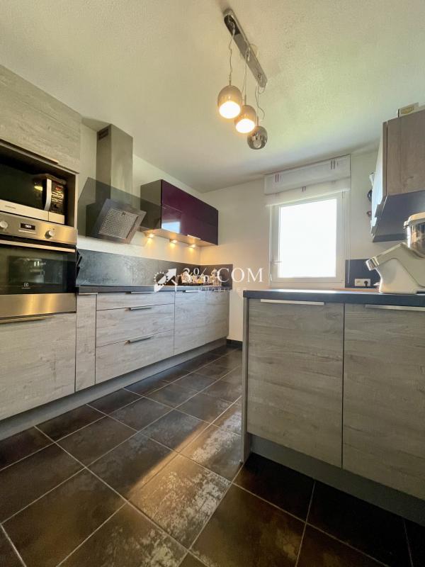 Appartement - 93 m² - 4 pièces