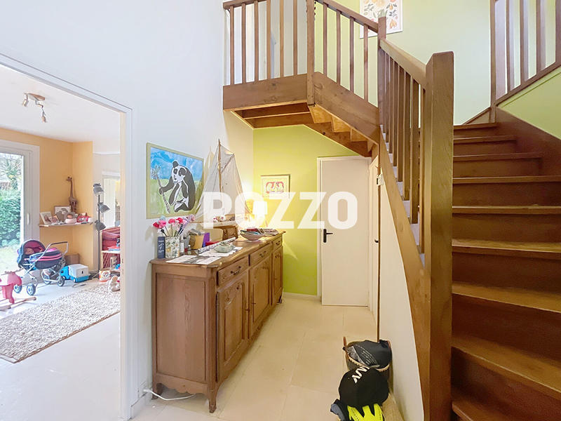 Maison - 184 m² - 8 pièces