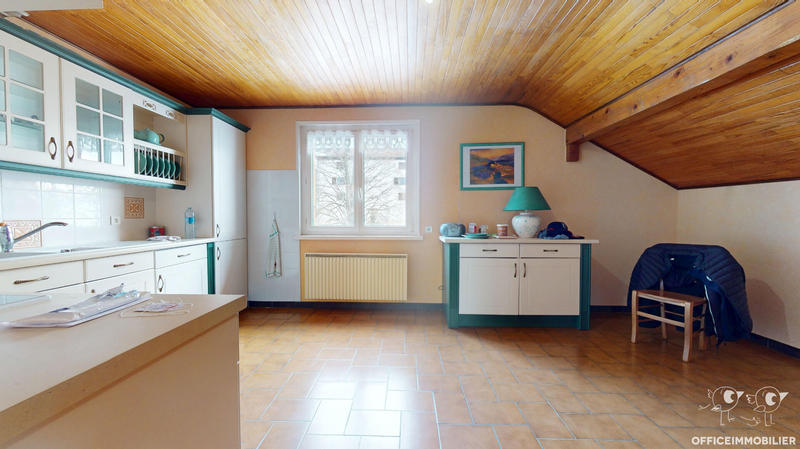 Appartement - 75 m² - 3 pièces