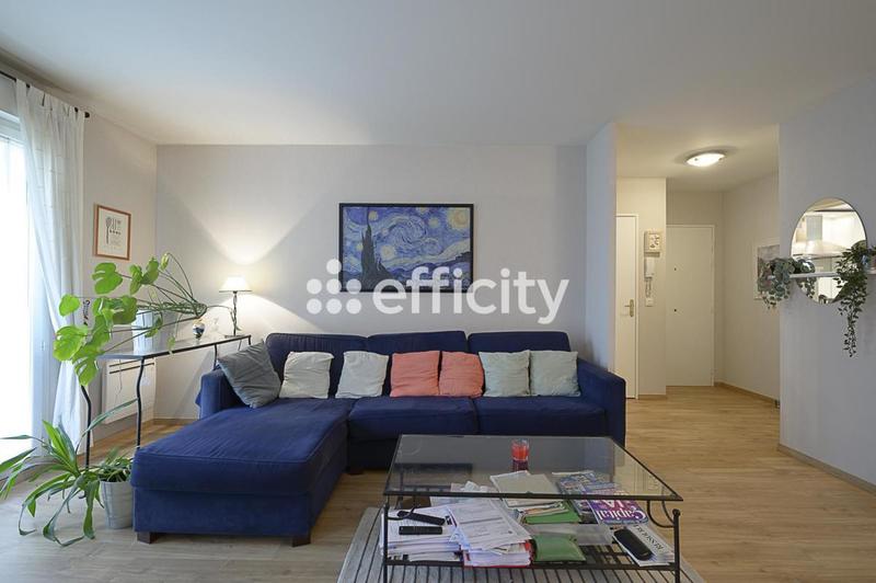 Appartement - 95 m² - 4 pièces