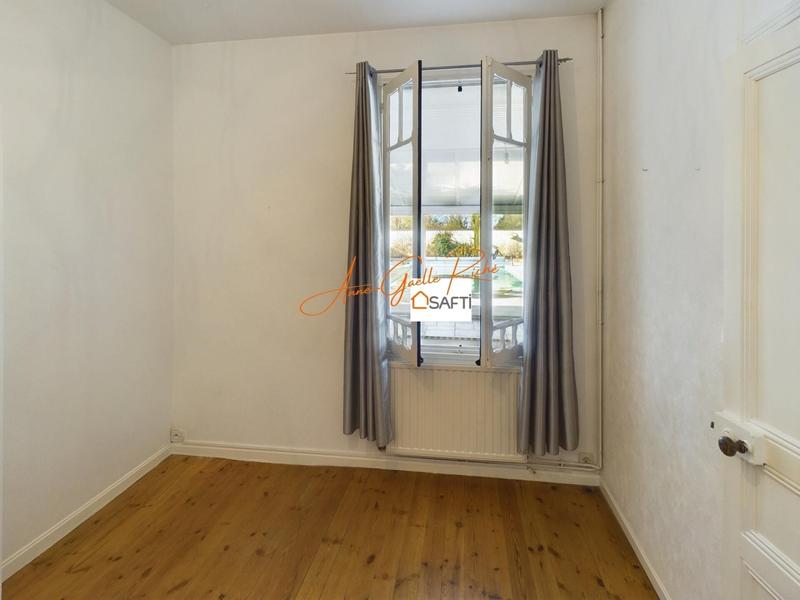 Maison - 184 m² - 6 pièces