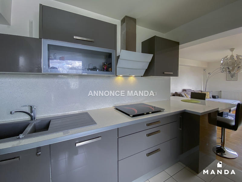 Chambre - 12 m² - 4 pièces