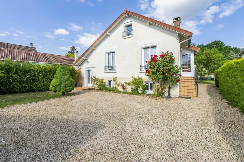 Maison - 64 m² - 5 pièces