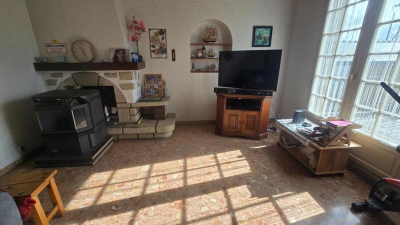 Maison - 235 m² - 8 pièces