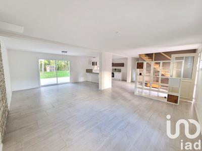 Maison - 160 m² - 8 pièces