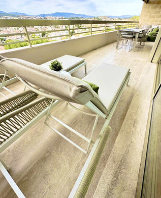 Appartement - 138 m² - 5 pièces