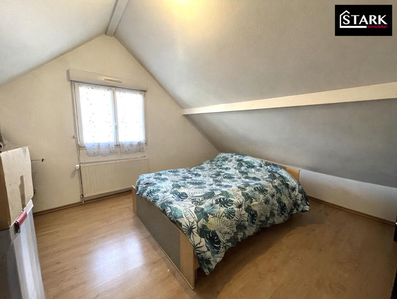 Maison - 110 m² - 6 pièces