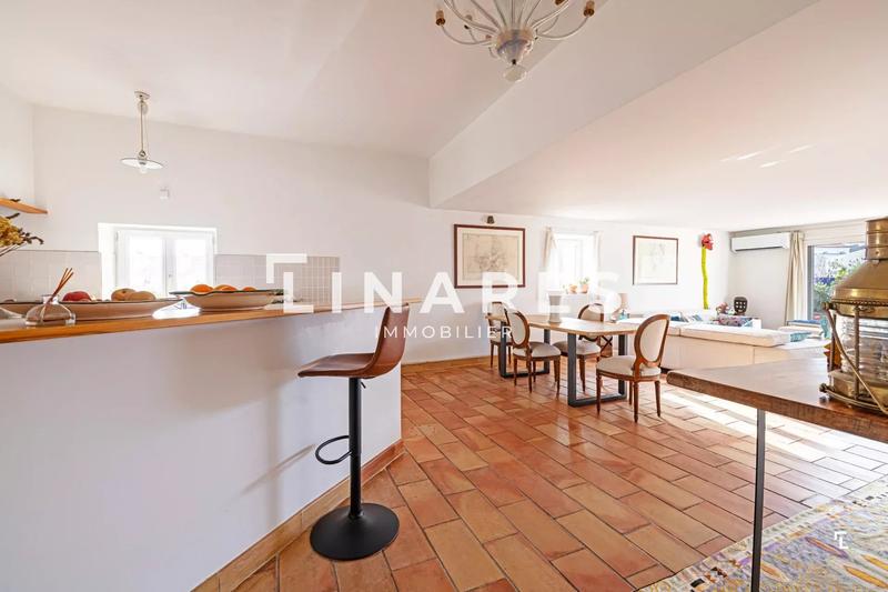 Duplex - 200 m² - 5 pièces