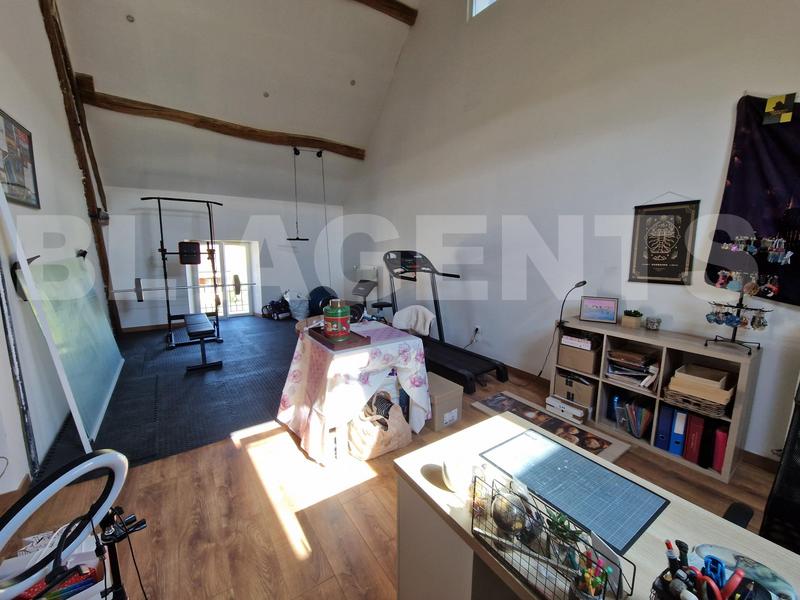 Maison en pierre - 182 m² - 9 pièces