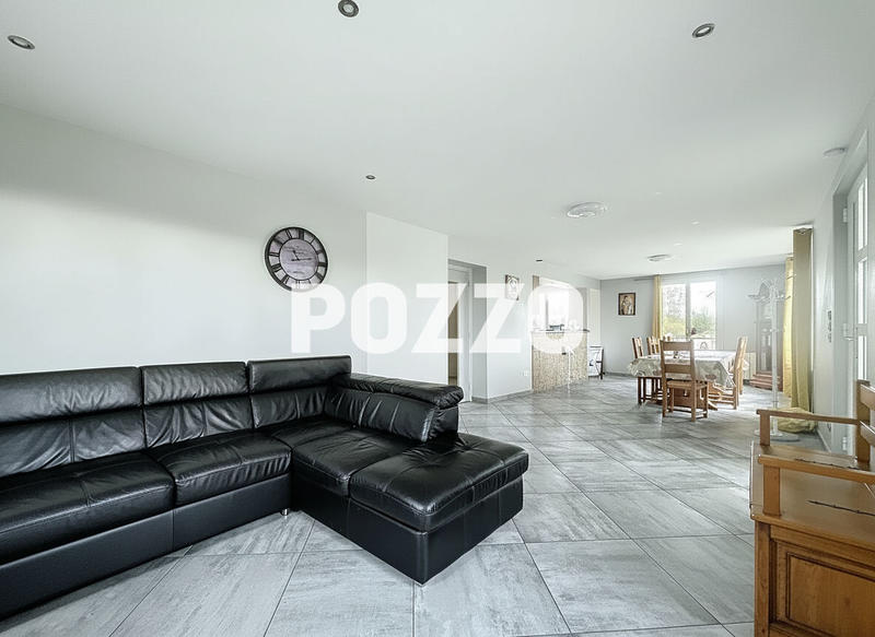 Maison - 138 m² - 5 pièces