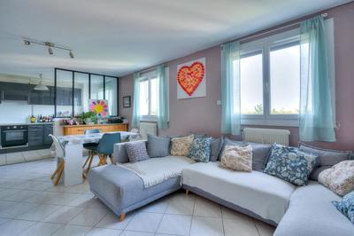 Appartement - 88 m² - 5 pièces