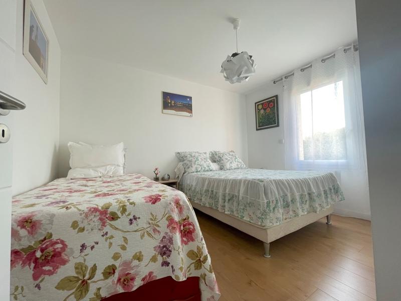 Maison - 99 m² - 5 pièces