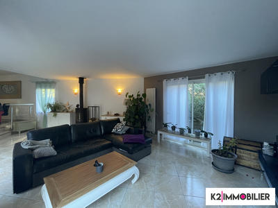 Villa - 145 m² - 6 pièces