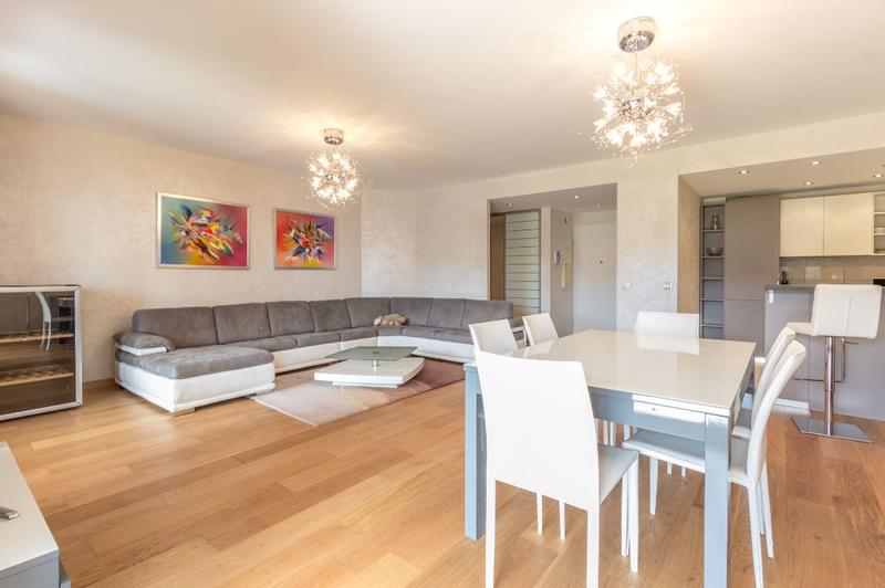 Appartement - 106 m² - 2 pièces