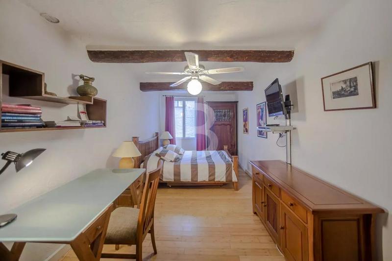 Maison de village - 180 m² - 4 pièces