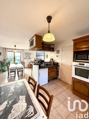 Maison - 147 m² - 7 pièces