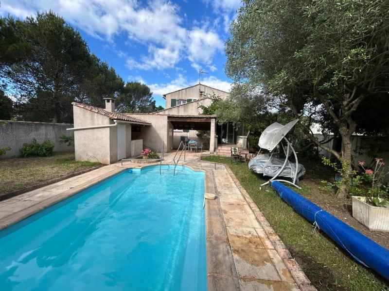 Maison - 143 m² - 5 pièces